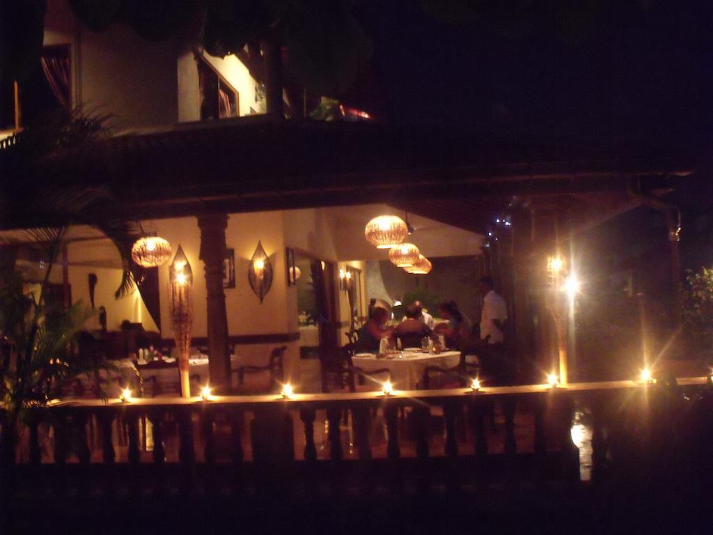 Asian Jewel Boutique Hotel Hikkaduwa Buitenkant foto