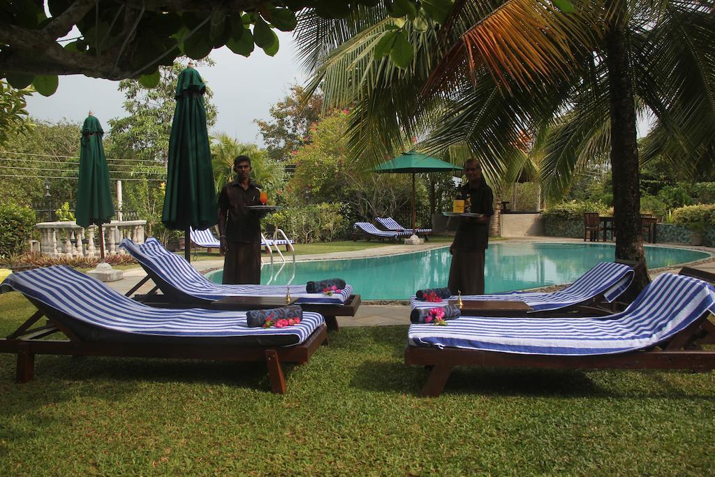Asian Jewel Boutique Hotel Hikkaduwa Buitenkant foto