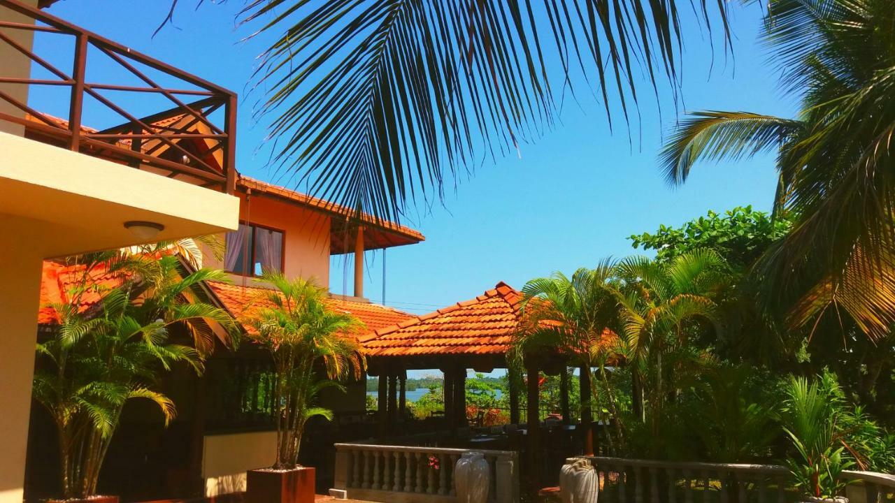Asian Jewel Boutique Hotel Hikkaduwa Buitenkant foto