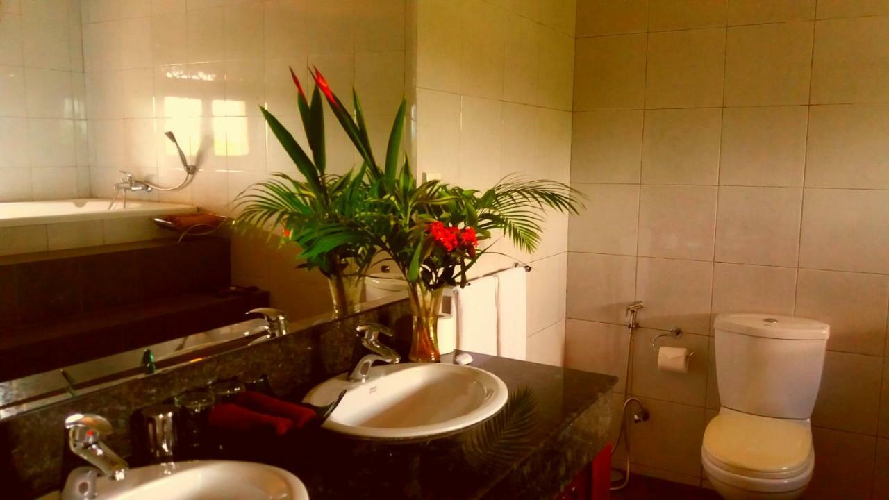 Asian Jewel Boutique Hotel Hikkaduwa Buitenkant foto