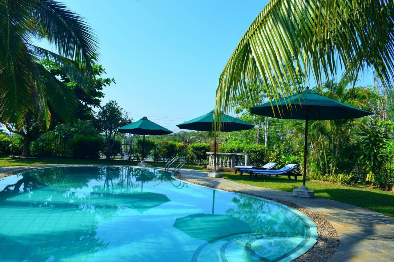 Asian Jewel Boutique Hotel Hikkaduwa Buitenkant foto